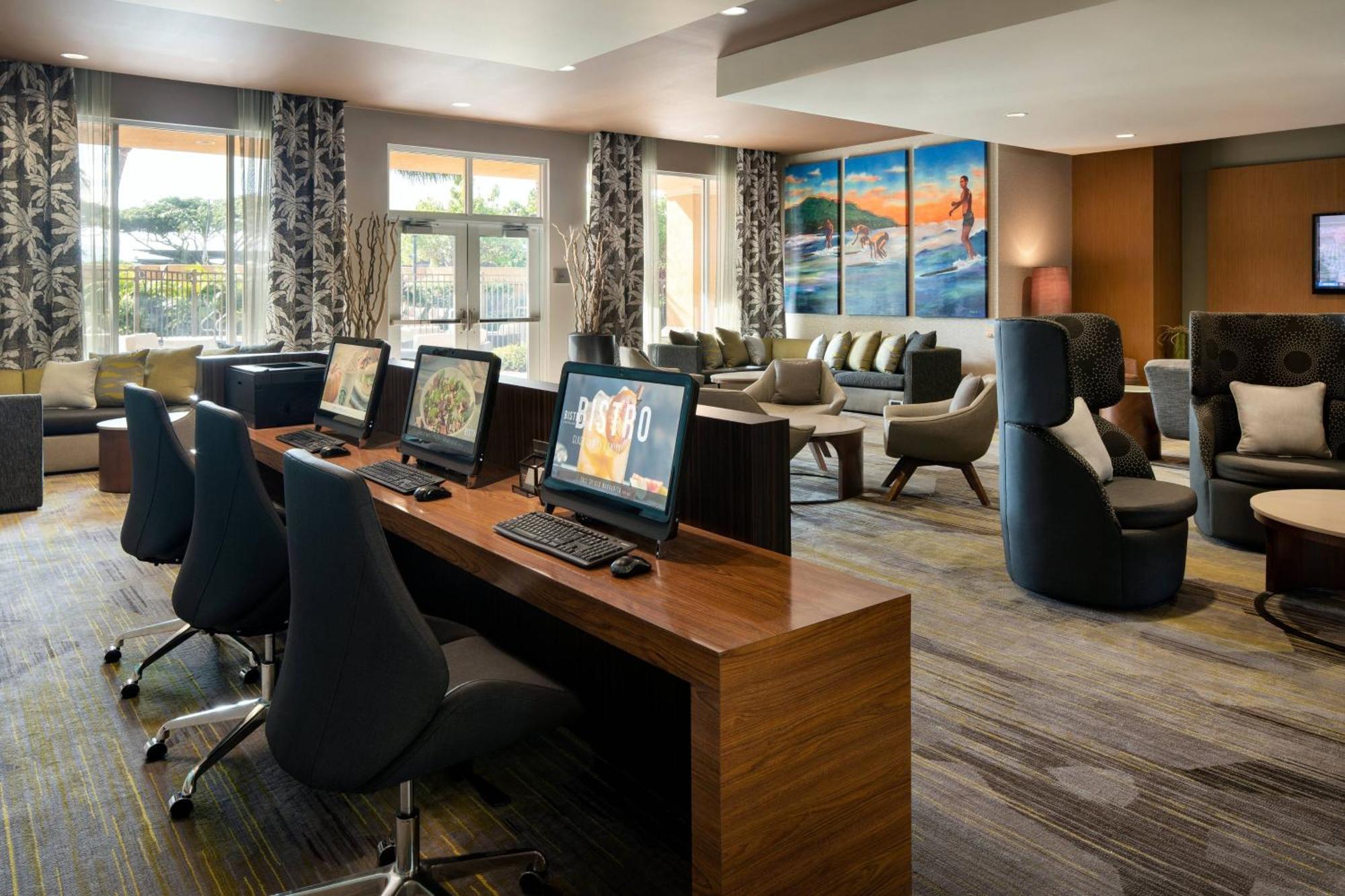 Courtyard By Marriott Maui Kahului Airport Hotell Exteriör bild