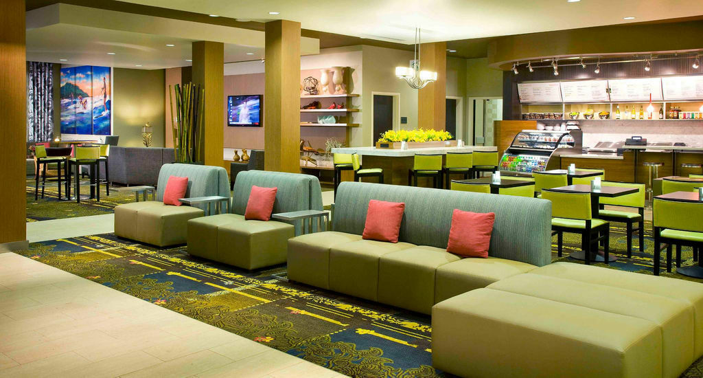 Courtyard By Marriott Maui Kahului Airport Hotell Exteriör bild